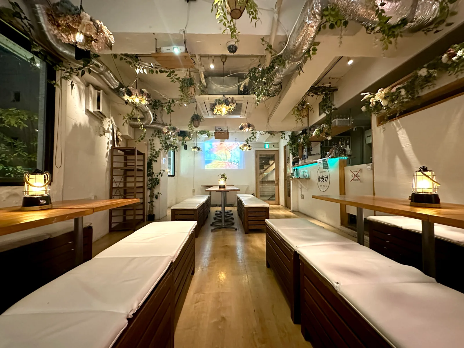 渋谷ガーデンルーム3F ドライフラワー店内の様子